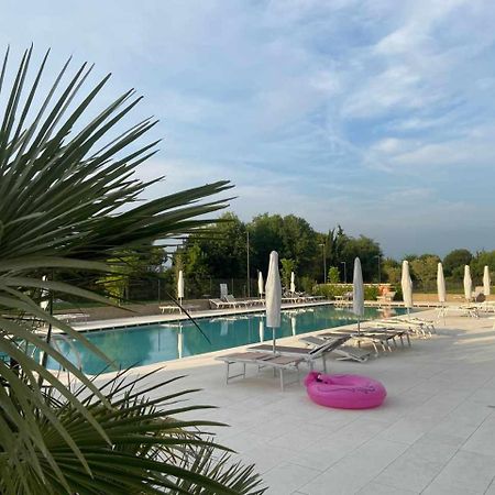 Апартаменти Garden Borgo Secolo Песк'єра-дель-Гарда Екстер'єр фото