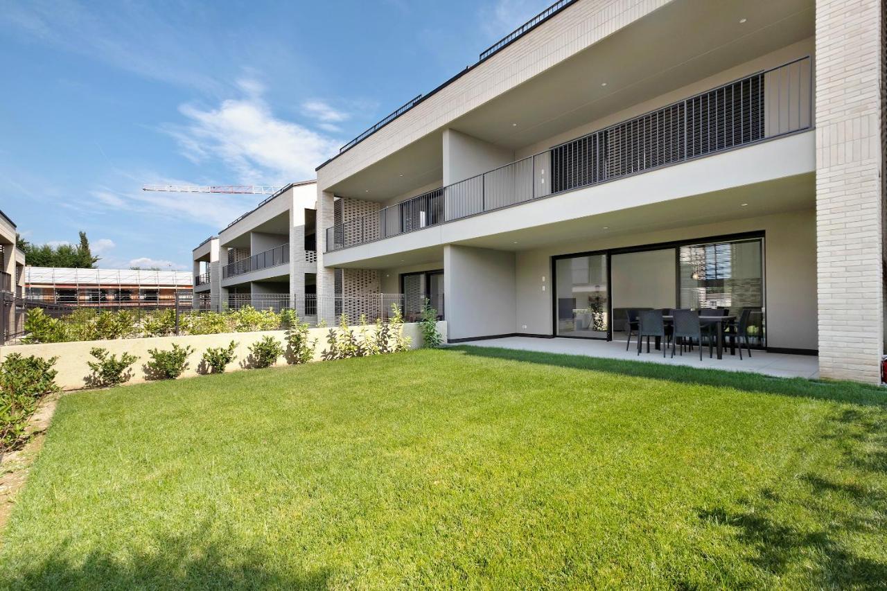 Апартаменти Garden Borgo Secolo Песк'єра-дель-Гарда Екстер'єр фото