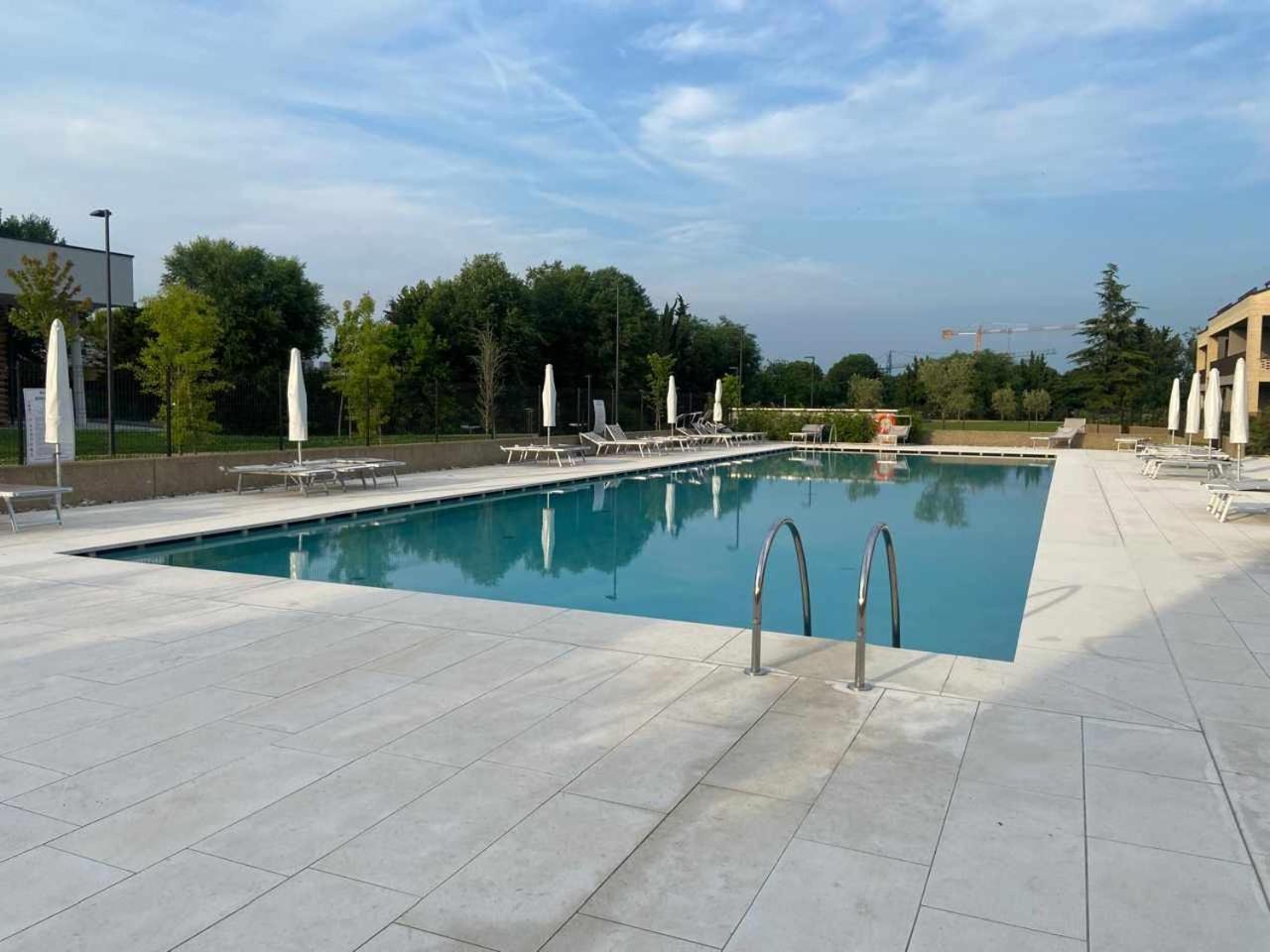 Апартаменти Garden Borgo Secolo Песк'єра-дель-Гарда Екстер'єр фото
